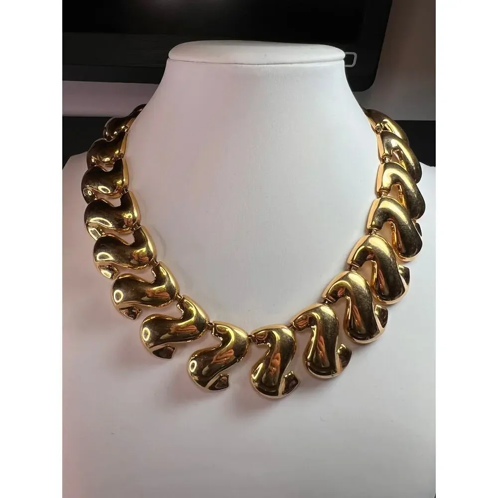 Vintage MCM Napier Gold-Tone Sculptural S-Link Statement Necklace, Signed - Picture 2 of 13
